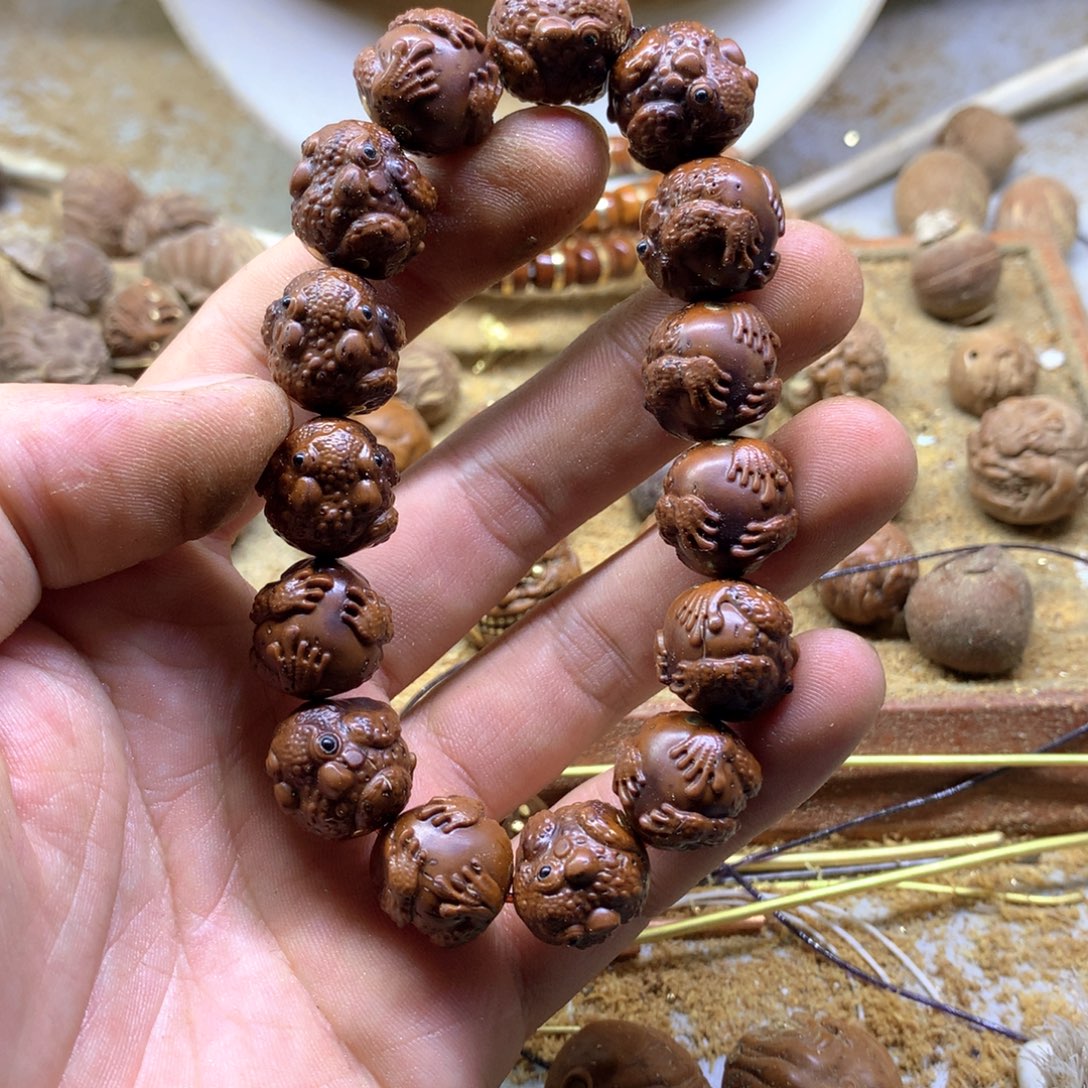 吊坠紫金鼠金蝉镶嵌款