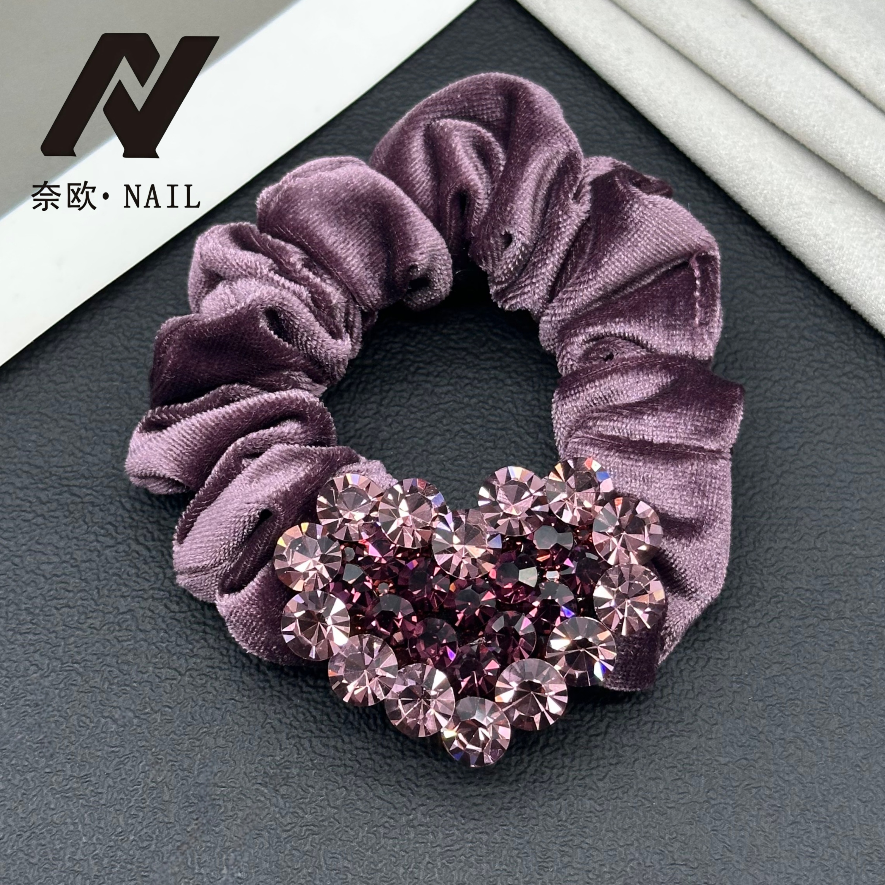 【NAIL·奈欧】设计师系列6576新年红色乌梅紫酱爱心头绳发圈百搭