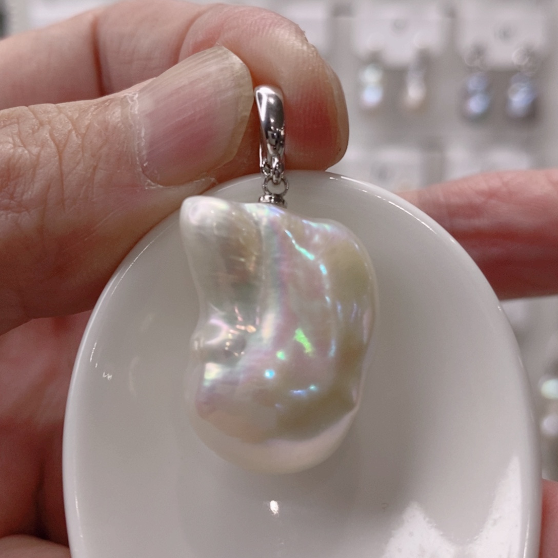 颈饰淡水珍珠未镶嵌