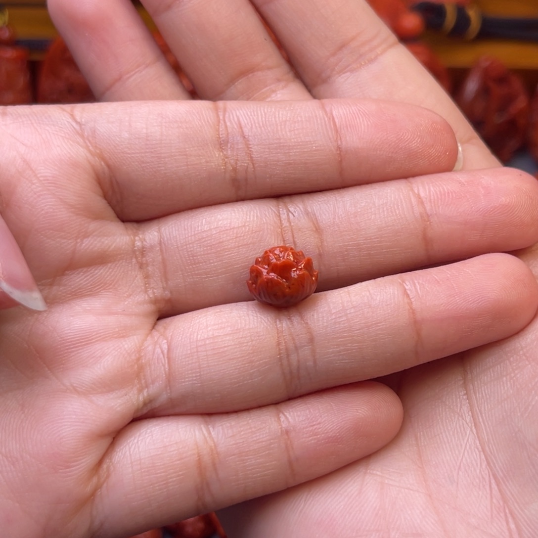 冰***水南红玛瑙未镶嵌川料瓦西10mm尺寸莲花