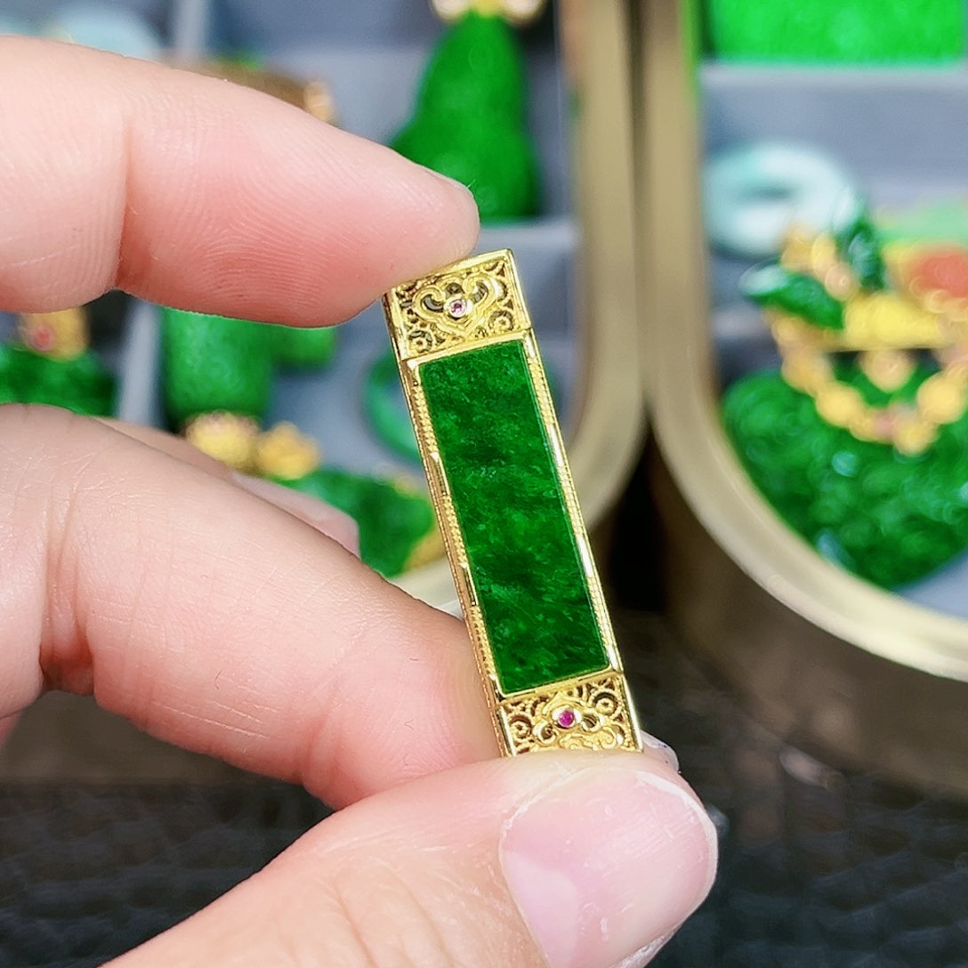 翡翠项链银S925镶嵌吊坠