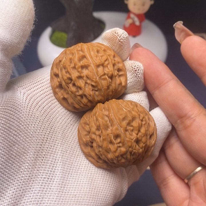 哈***哈文玩核桃把件39.9磨盘