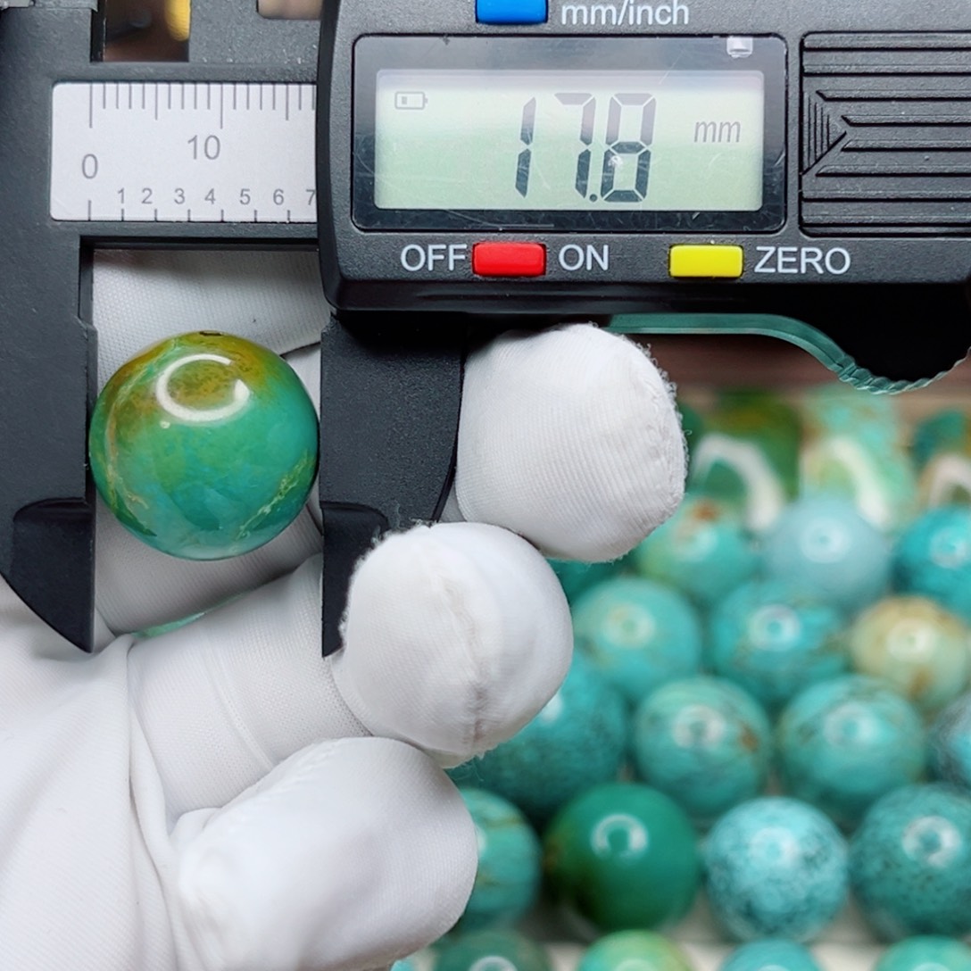 范***饭绿松石未镶嵌纯天然原矿绿松石