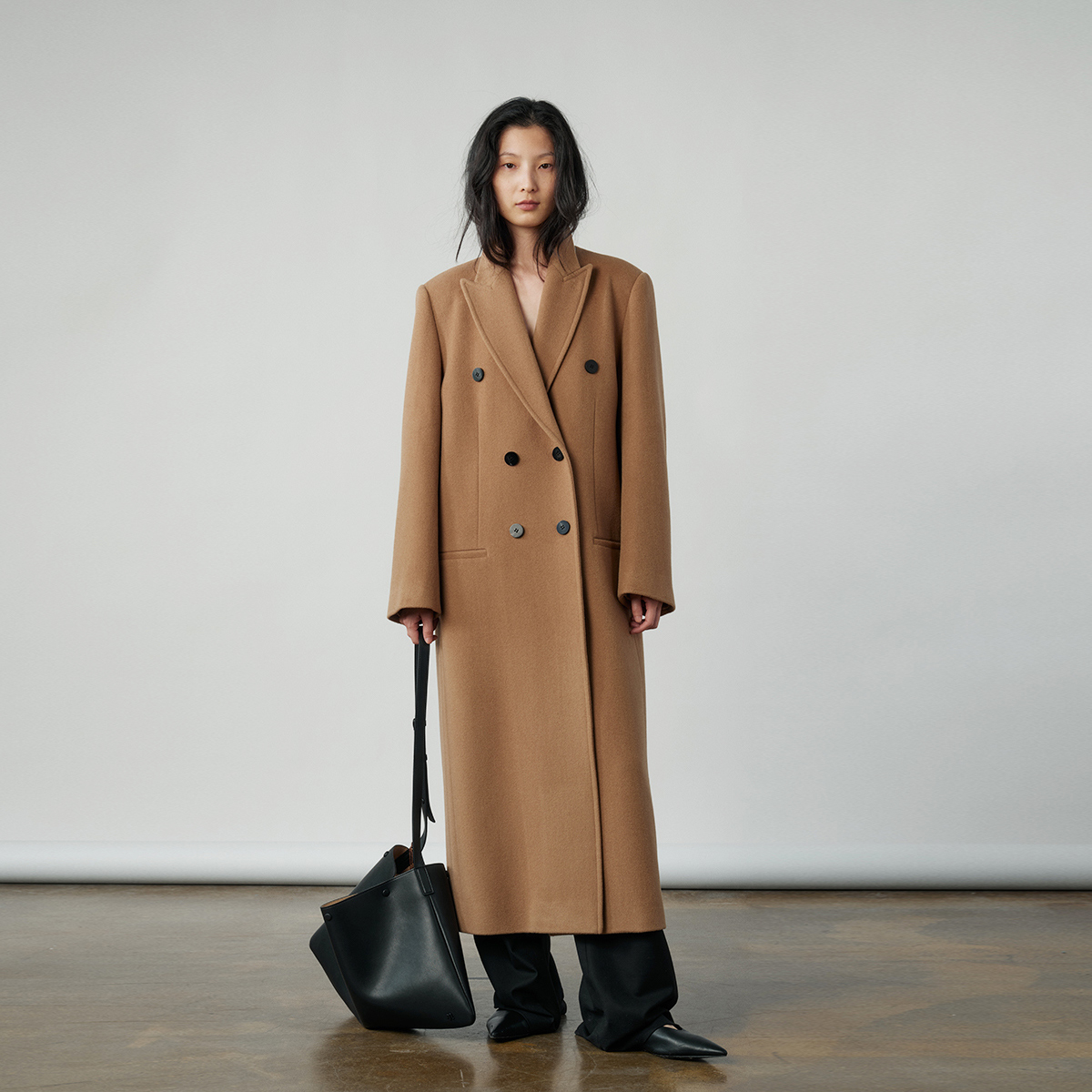 zum驼色正肩高级感毛呢大衣长款女秋冬季新款高个子羊毛呢外套女