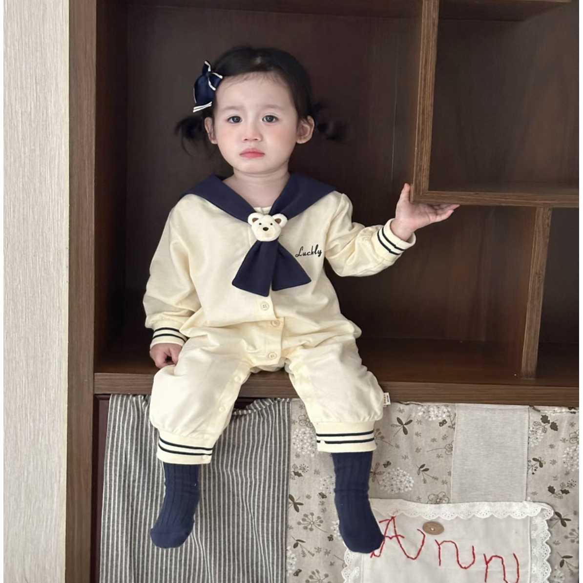 新款春季婴儿衣服海军风小月龄春秋季连体可爱超萌女宝宝洋气春装