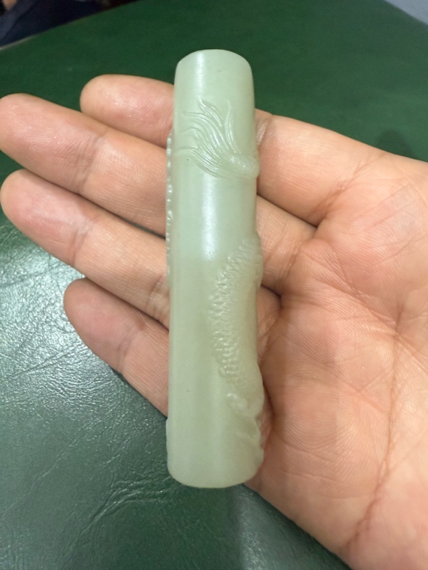 和田玉蟠龙柱手把件