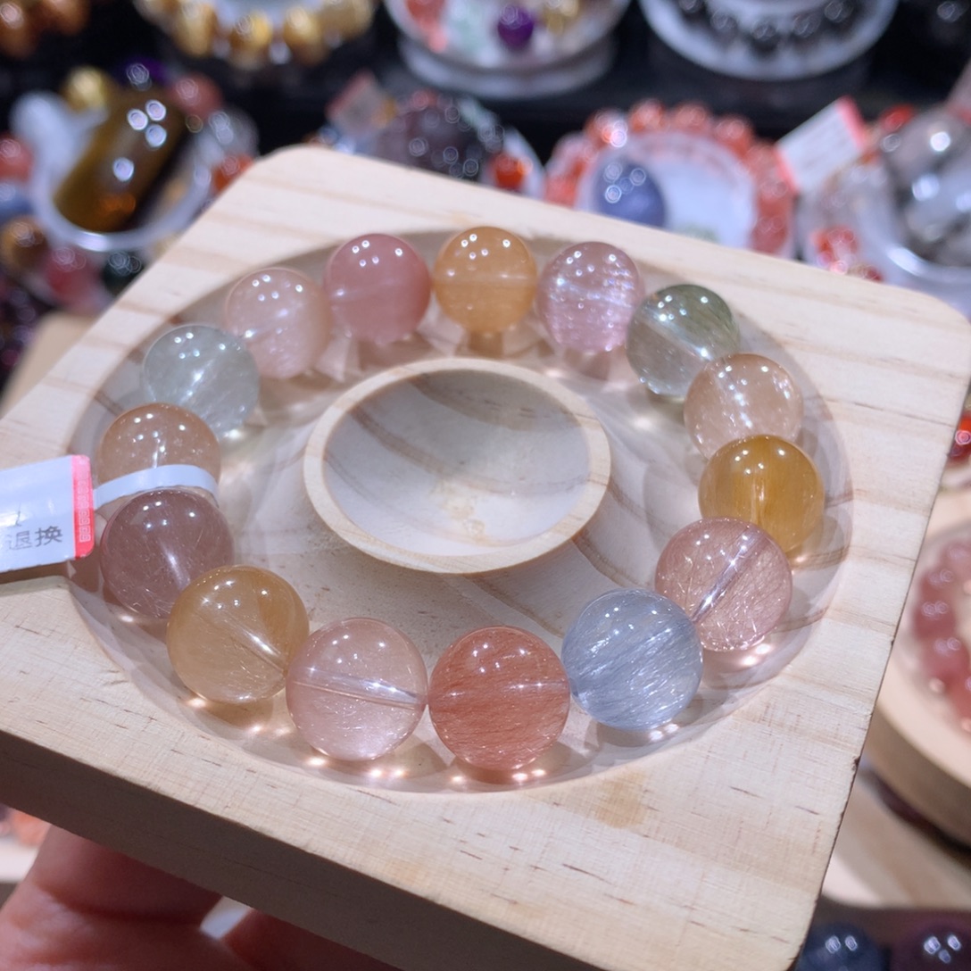 水晶未镶嵌手链彩兔毛手链13左右