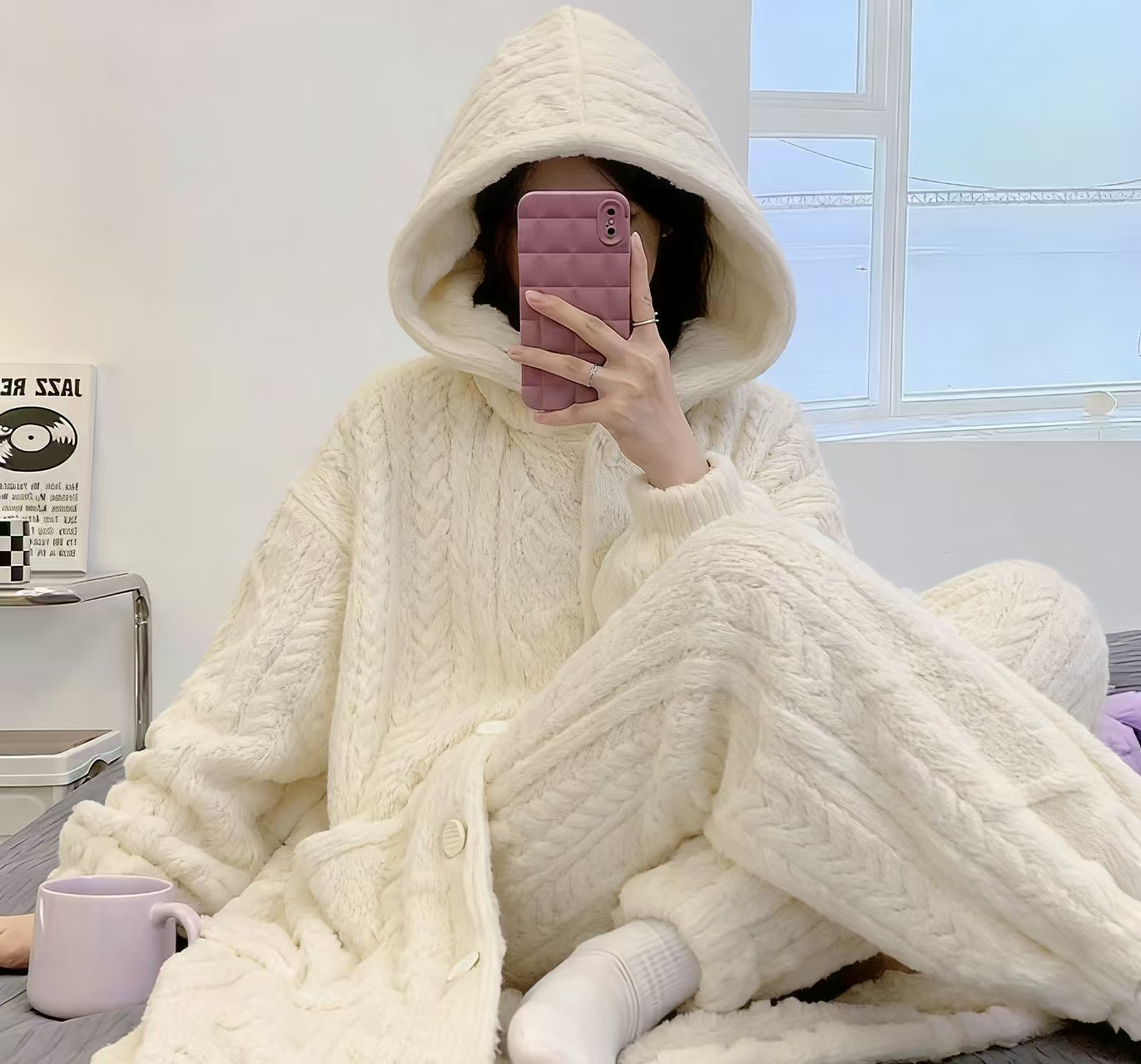 睡衣秋冬季开衫甜美加厚保暖珊瑚绒家居服睡裙米白色带帽子