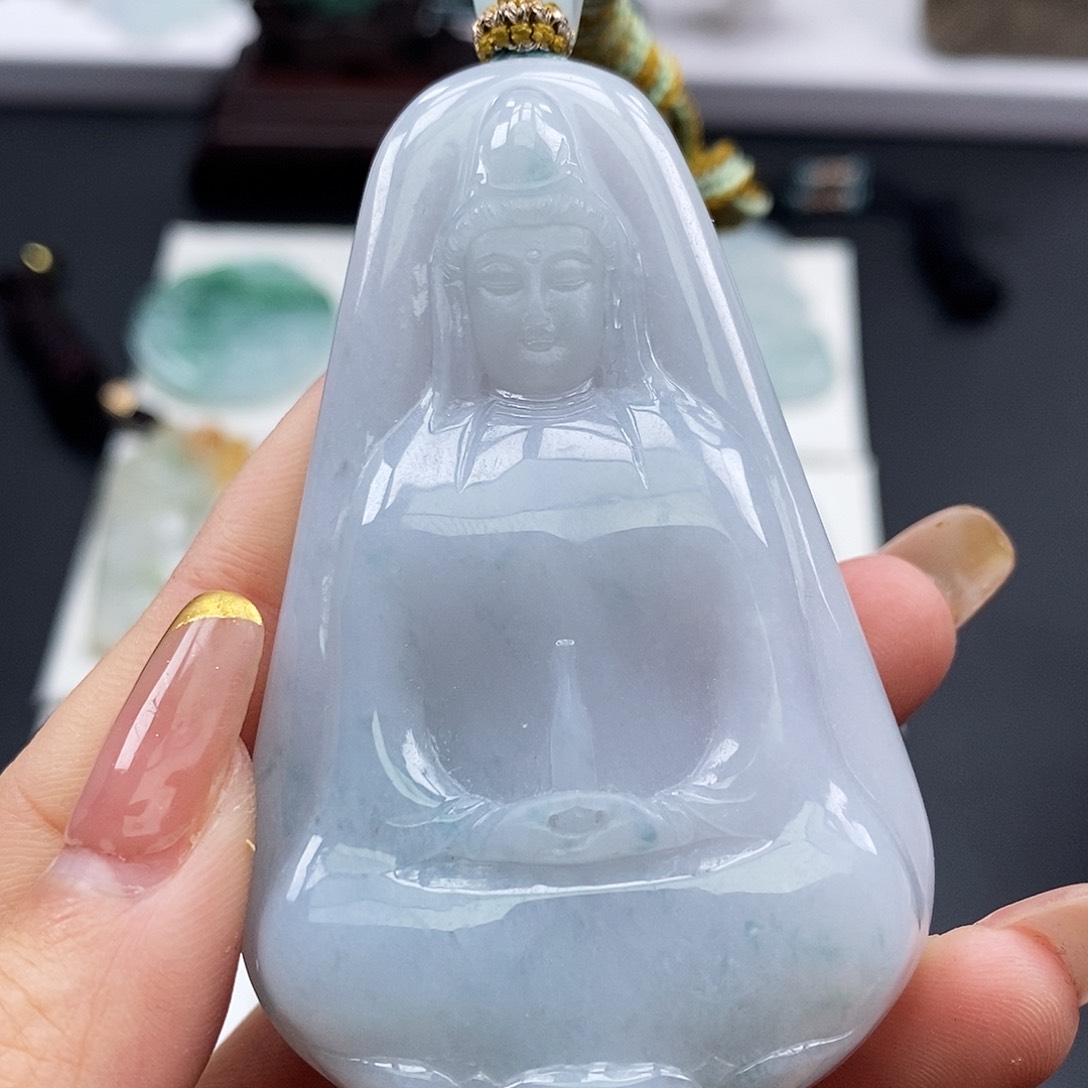 翡翠颈饰未镶嵌嘟*翡翠