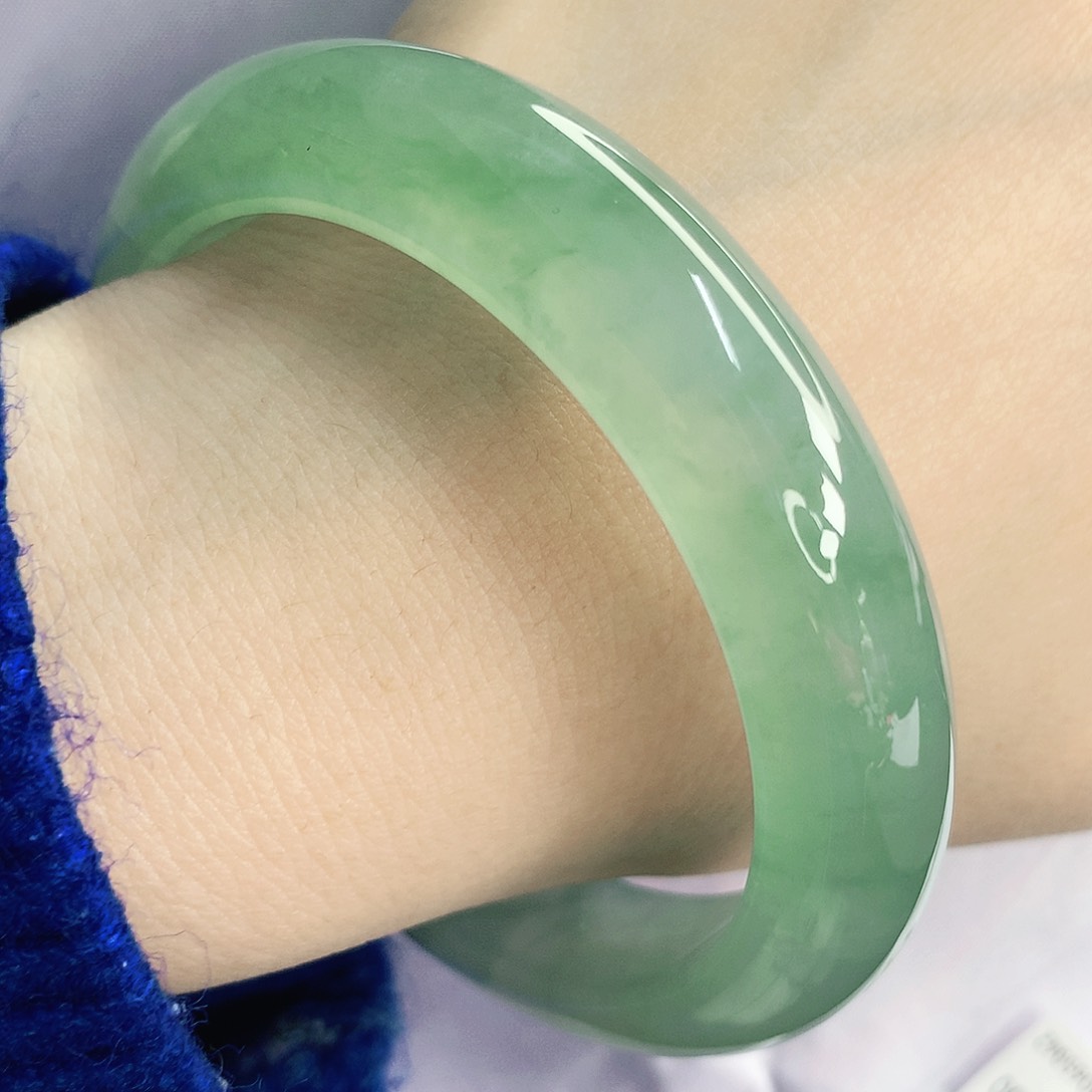 翡翠未镶嵌手镯天然缅甸a货翡翠