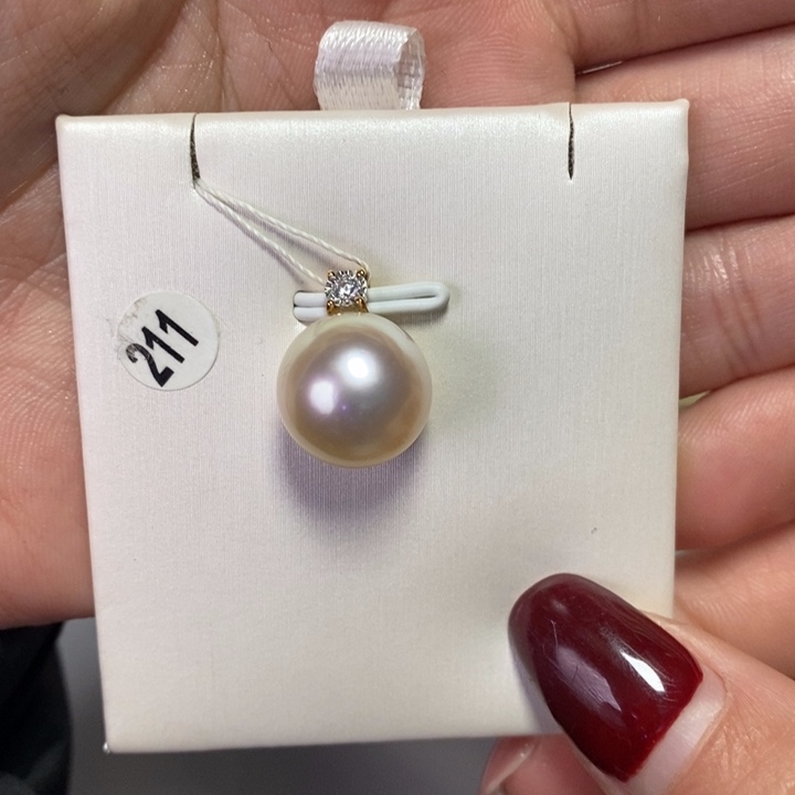 海水珍珠吊坠(不含链)18K金镶嵌
