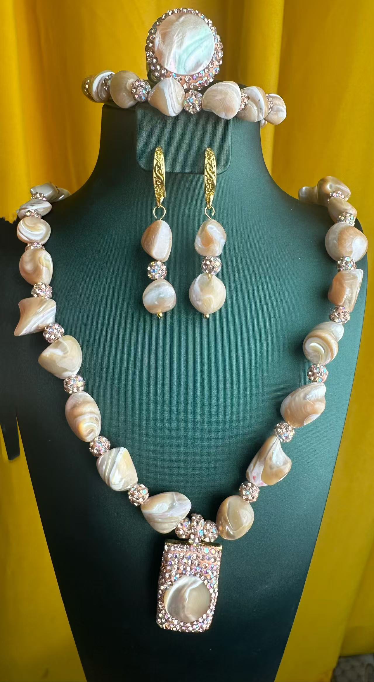 非金属合成锆石项链 欧美首饰链子颈链女王轻奢气质法式素款