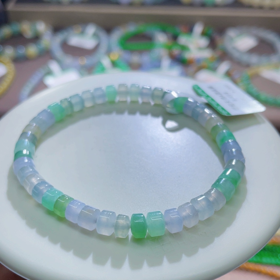 未镶嵌手链翡翠漏价