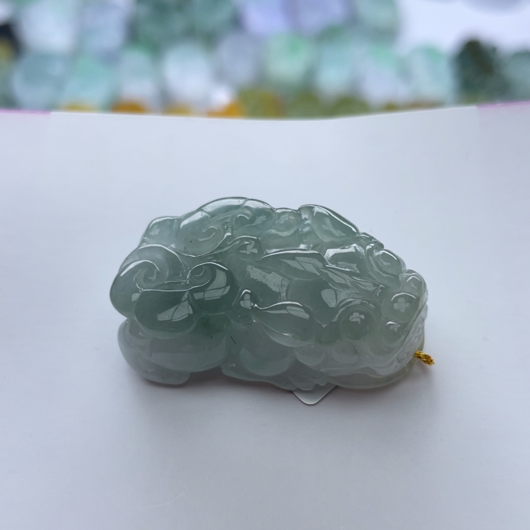 翡翠颈饰未镶嵌貔貅