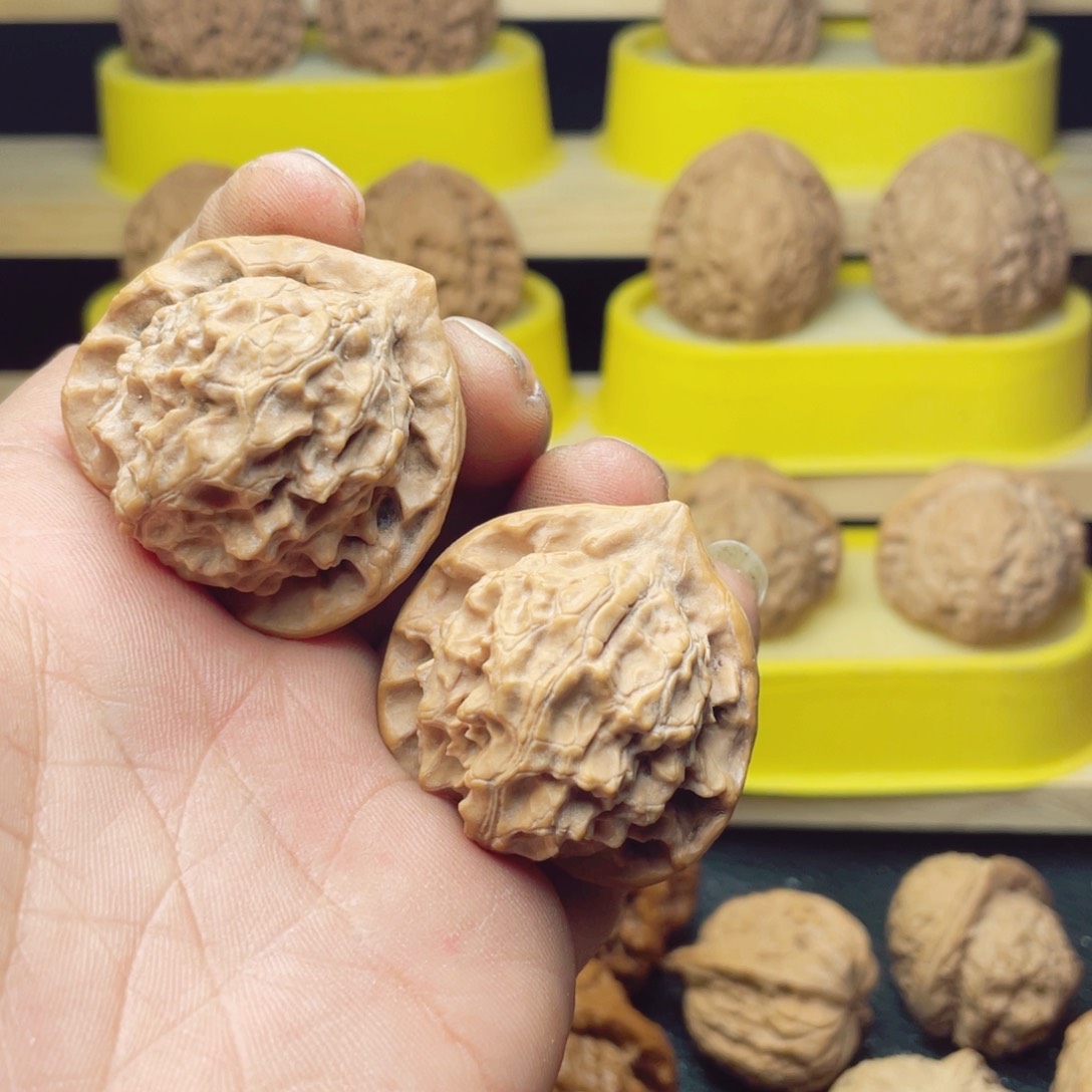 文玩核桃把件中****身图图