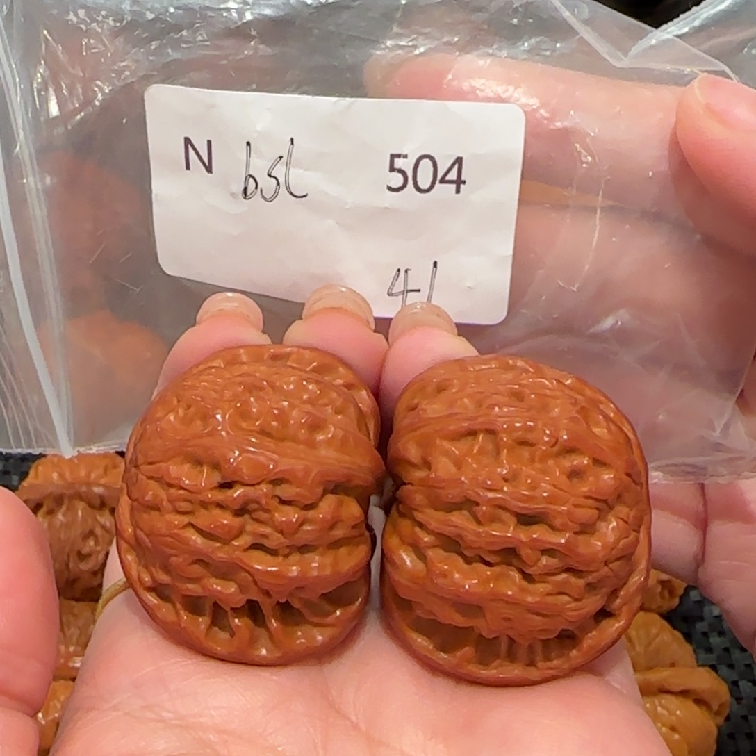 桃核把件你****美白狮子40精品504