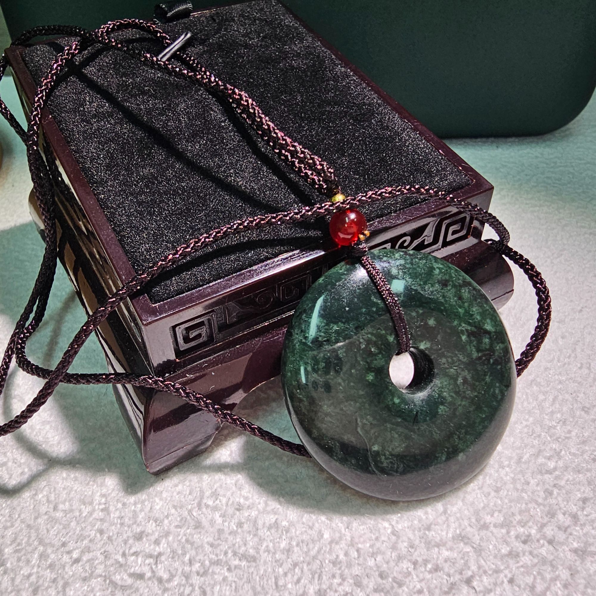 新疆天然珠宝蛇纹石药王石玉平安扣气质百搭