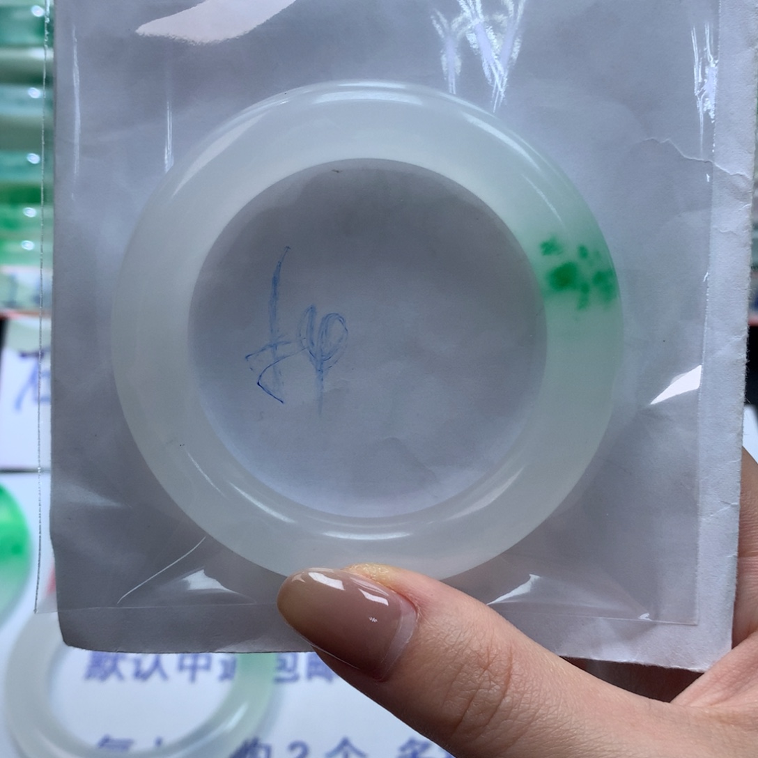 微****石英质玉未镶嵌手镯定向链接截图为准莉莉267