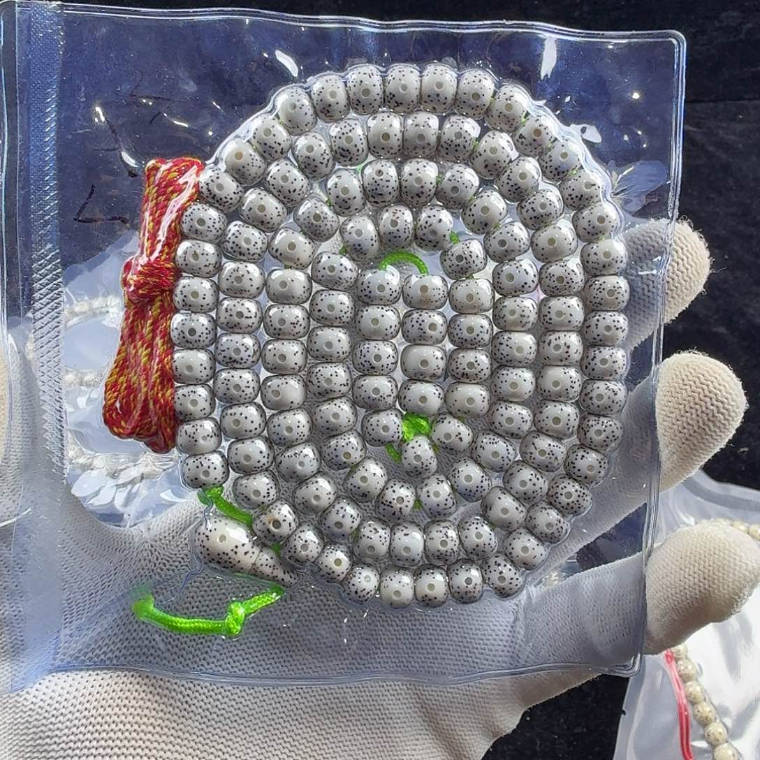 星月菩提吊坠老型9.7