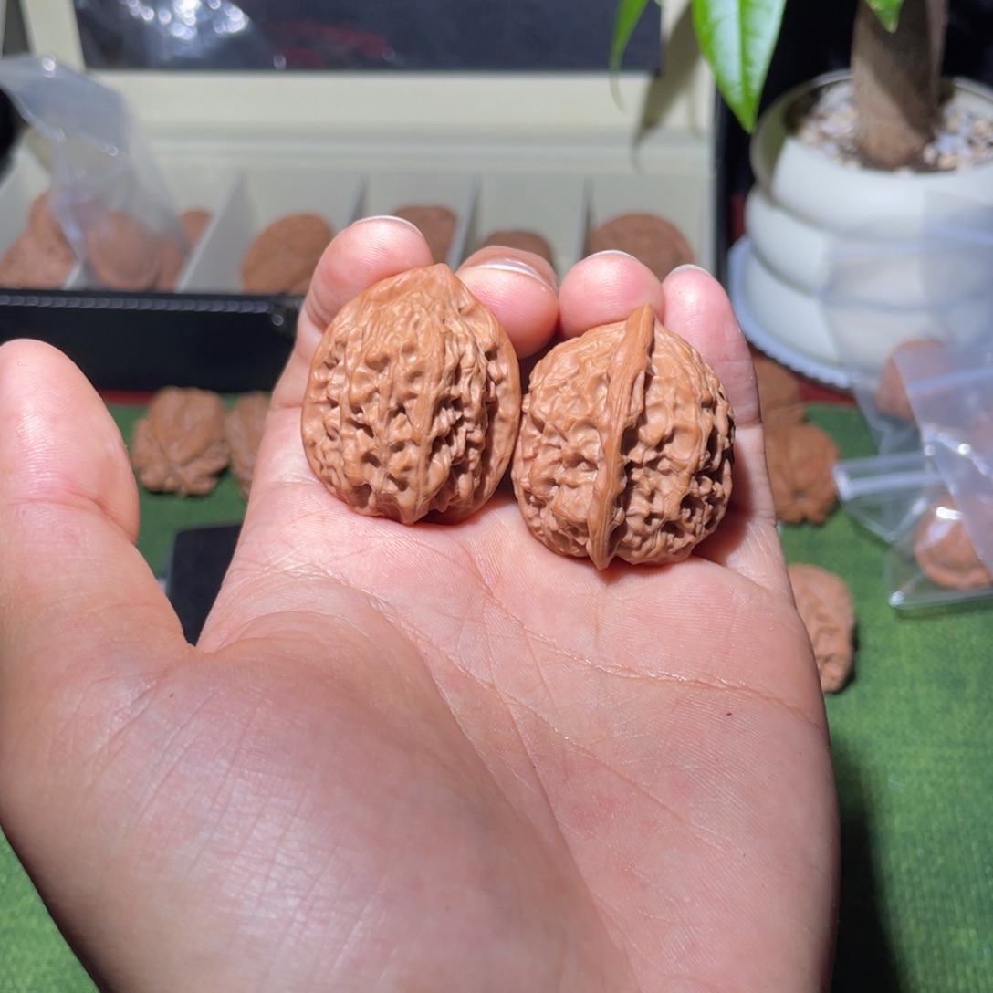 文玩核桃把件31丝瓜鸡心