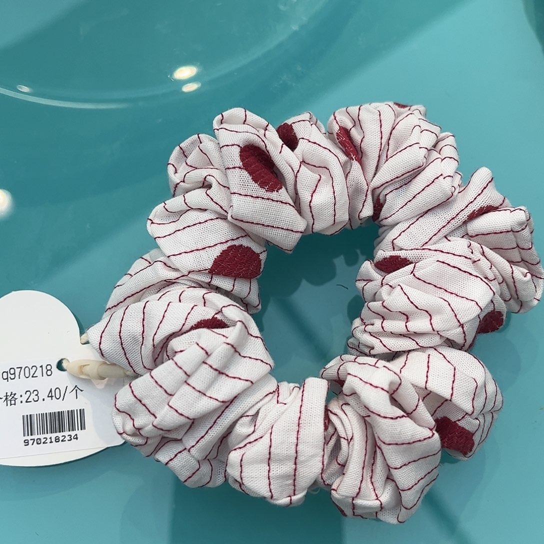 非金属布艺粉色红波点小圈