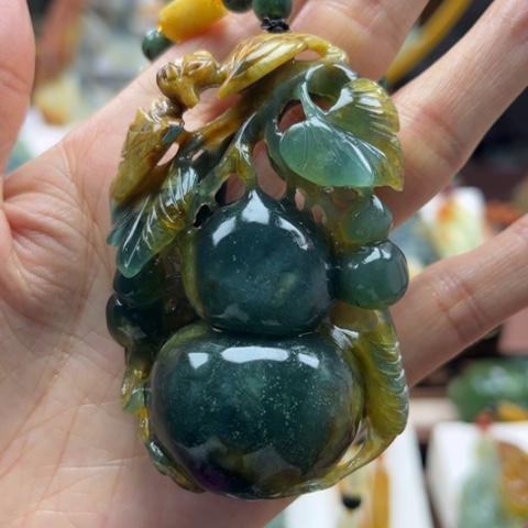 岫玉未镶嵌挂件挂件