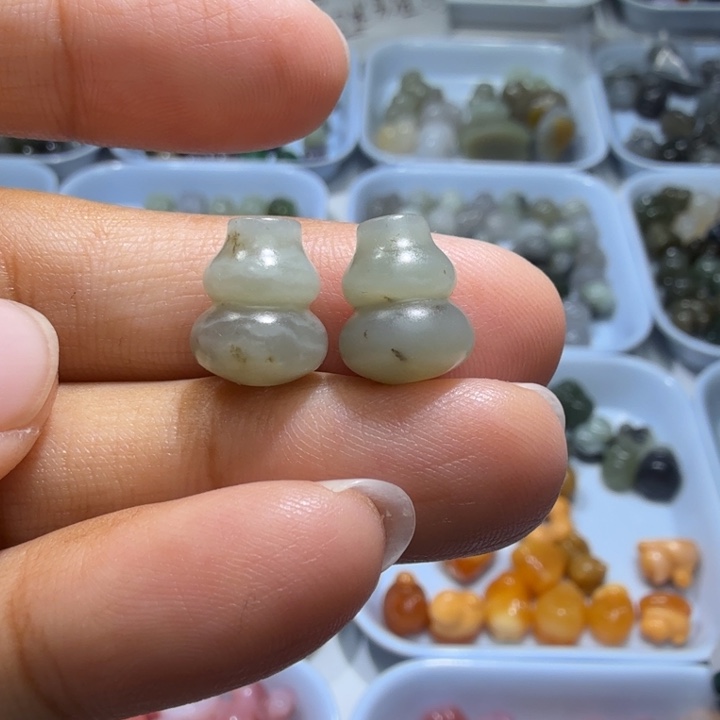 和田玉未镶嵌珠宝半成品