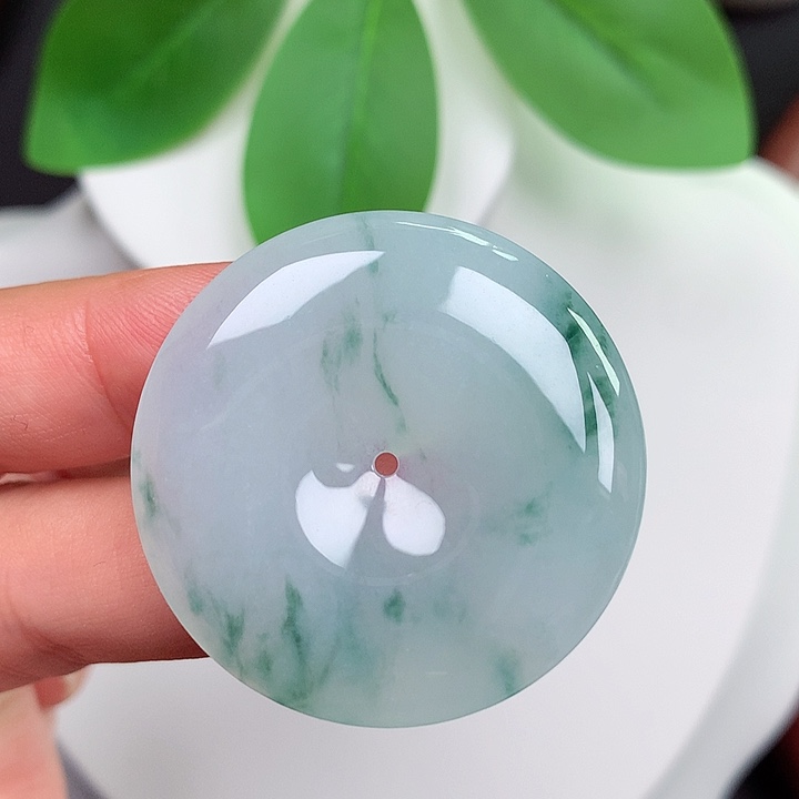 颈饰未镶嵌翡翠平安扣 35.6x5.8mm