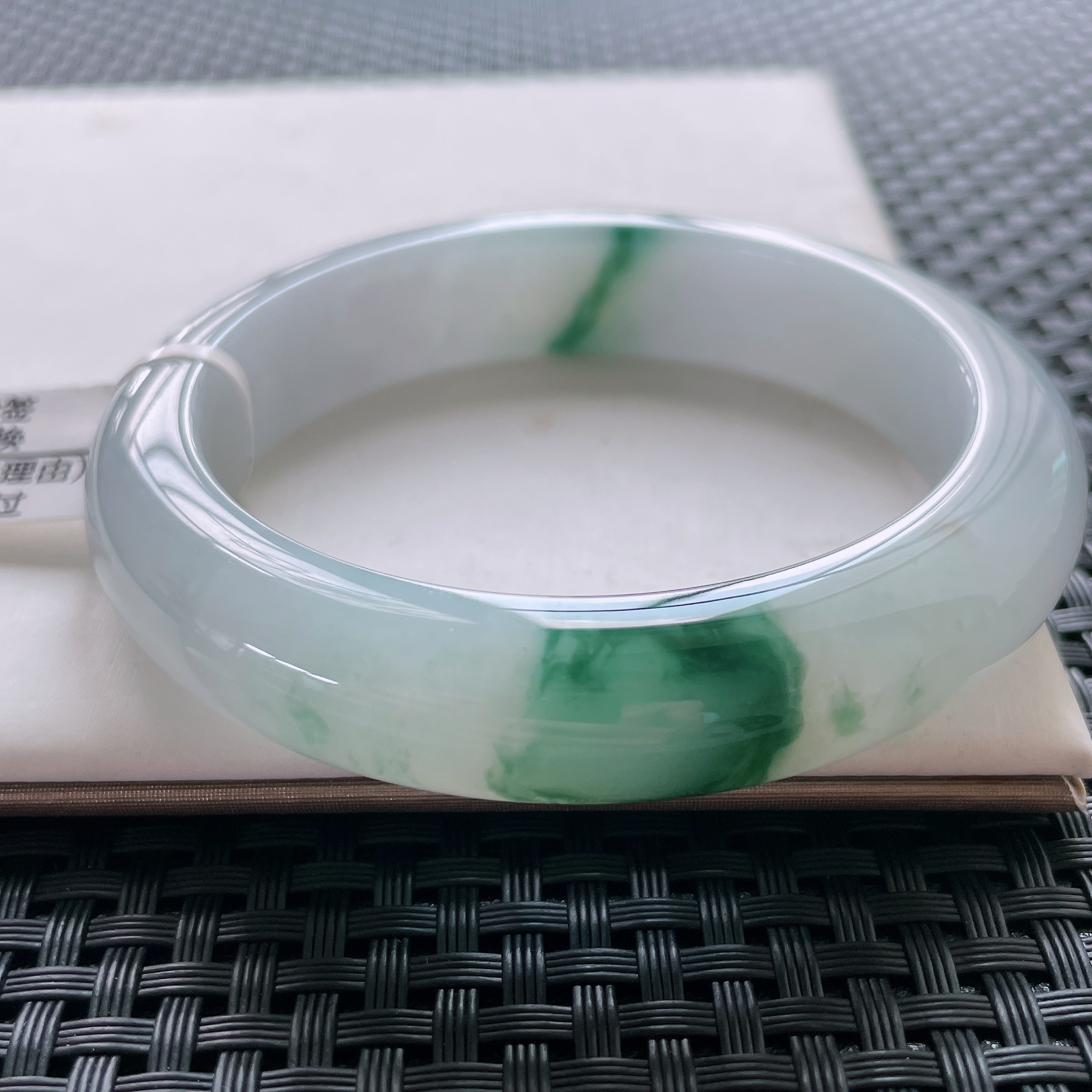 正圈55mm 冰糯种飘蓝花天然缅甸翡翠A货手镯