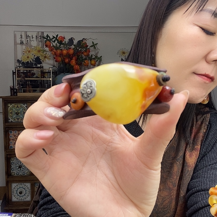 蜜蜡手镯未镶嵌手镯