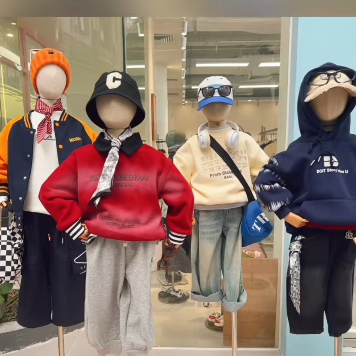 冬季男童加绒卫衣红色连帽加厚保暖上衣秋冬款洋气男孩长袖