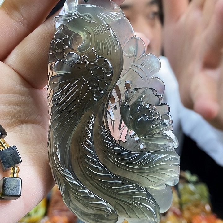 蛇纹石玉未镶嵌吊坠