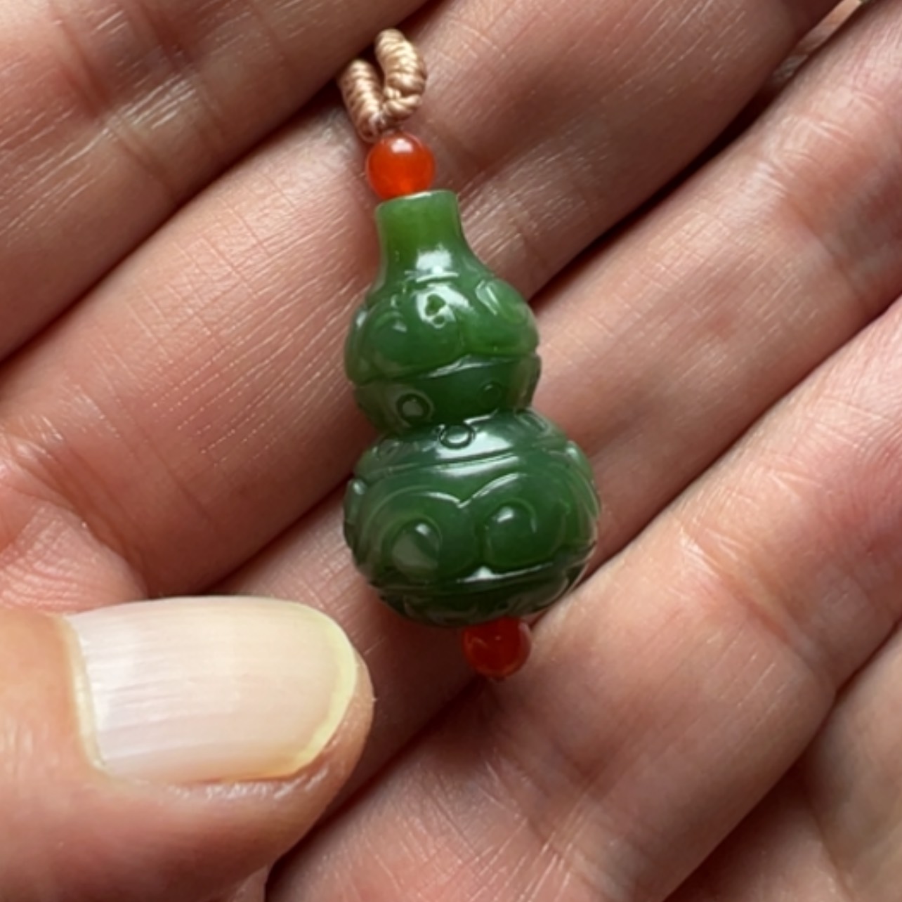 【闪购商品】颈饰未镶嵌和田玉（碧玉）