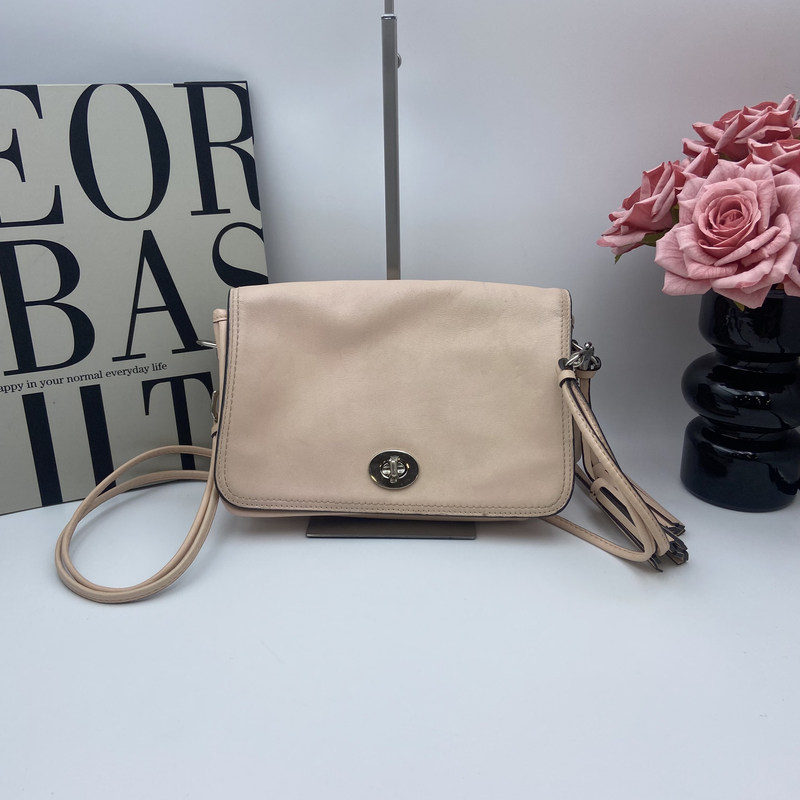 90新 品牌 90新 COACH/蔻驰 17061 单肩包