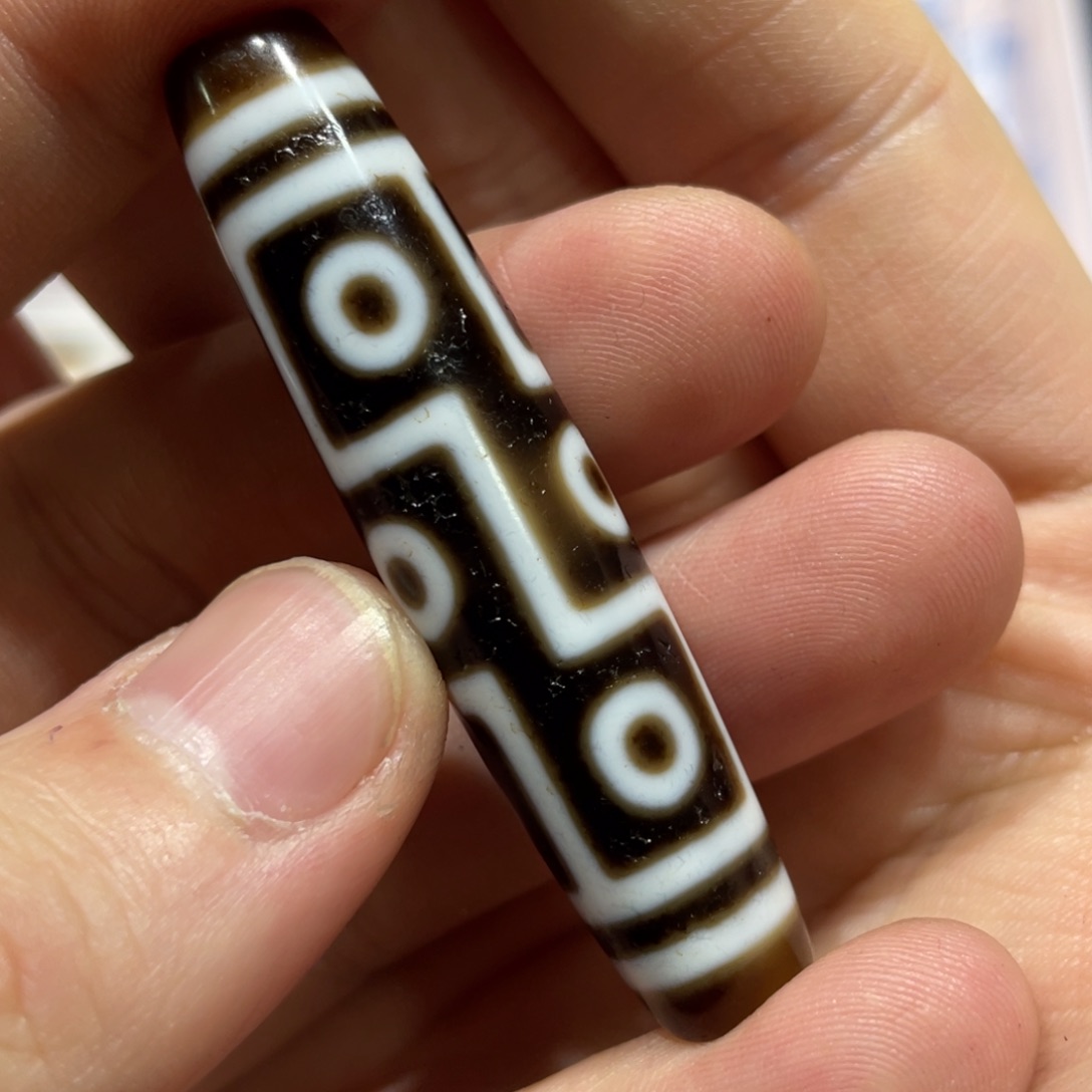 玛瑙/玉髓颈饰未镶嵌刘**?