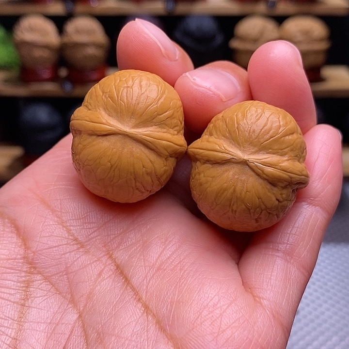 文玩核桃把件晶玉2