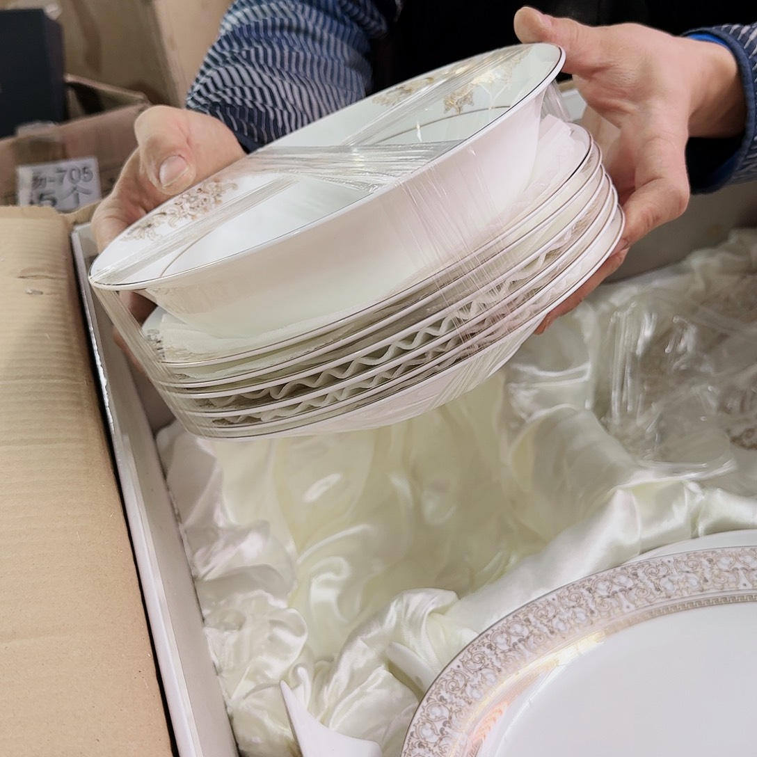 *****瓷片骨瓷陶瓷包邮餐具系列高温