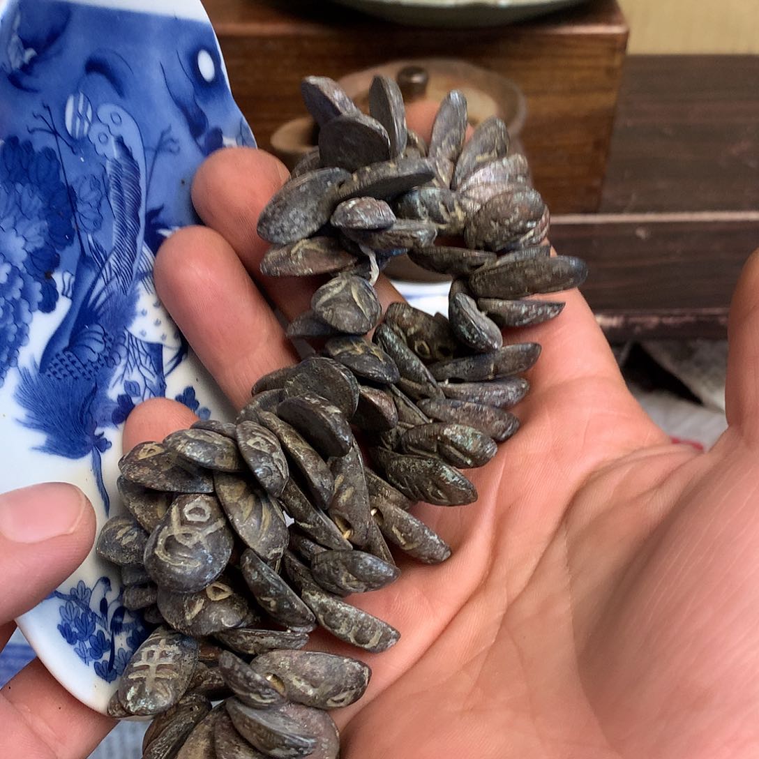 紫砂欢迎光临小店选购谢谢