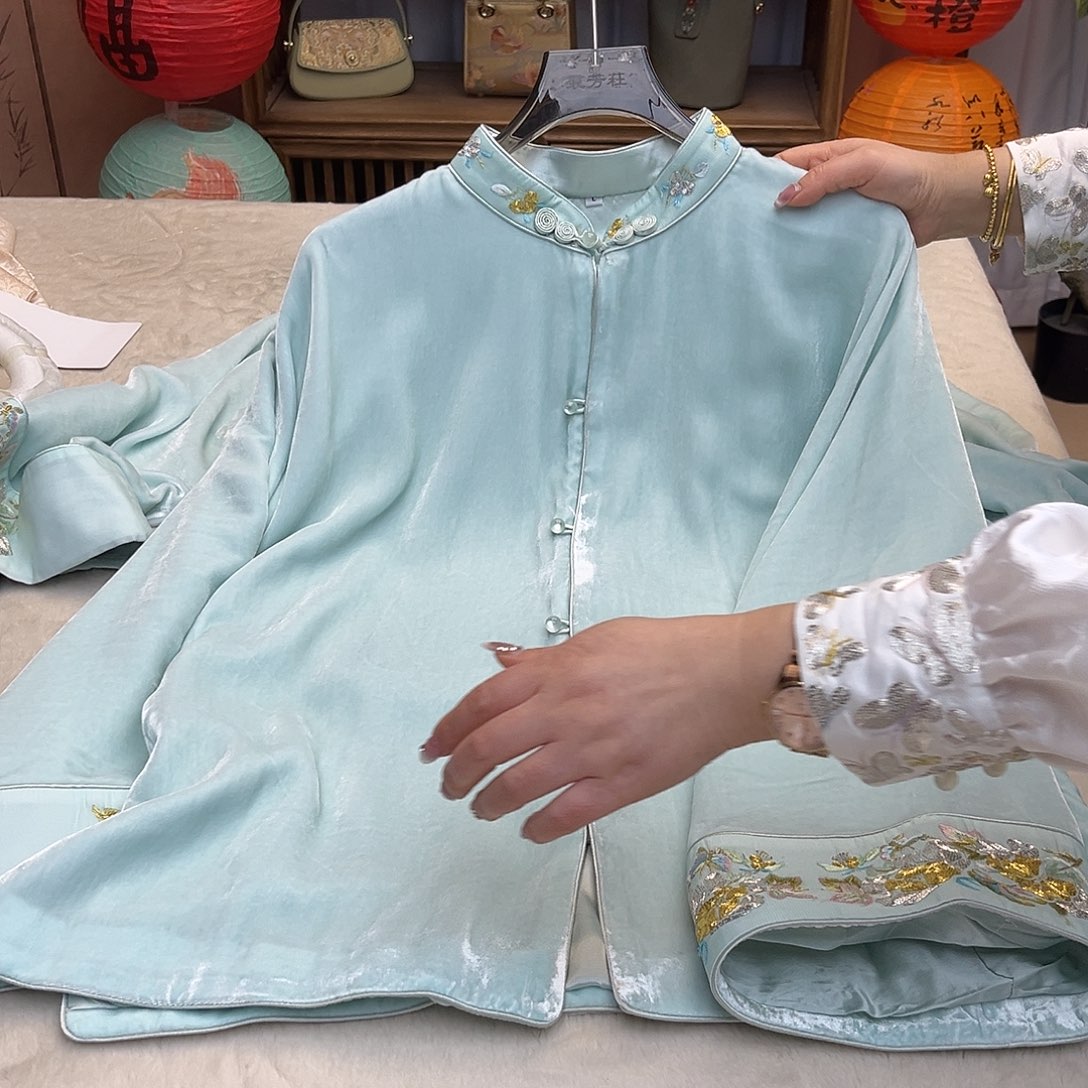 刺绣丝绒上衣丝绒上衣L