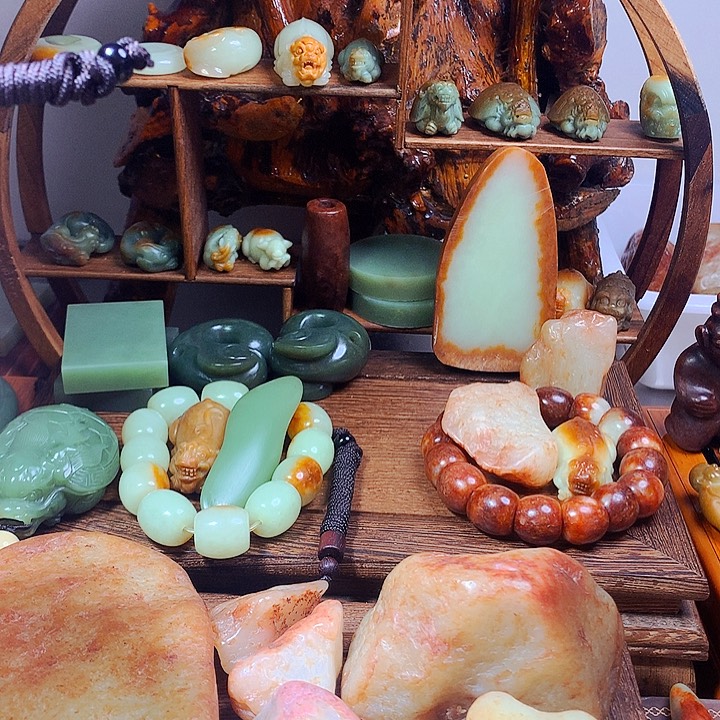 和田玉（糖玉）挂件未镶嵌W****弯