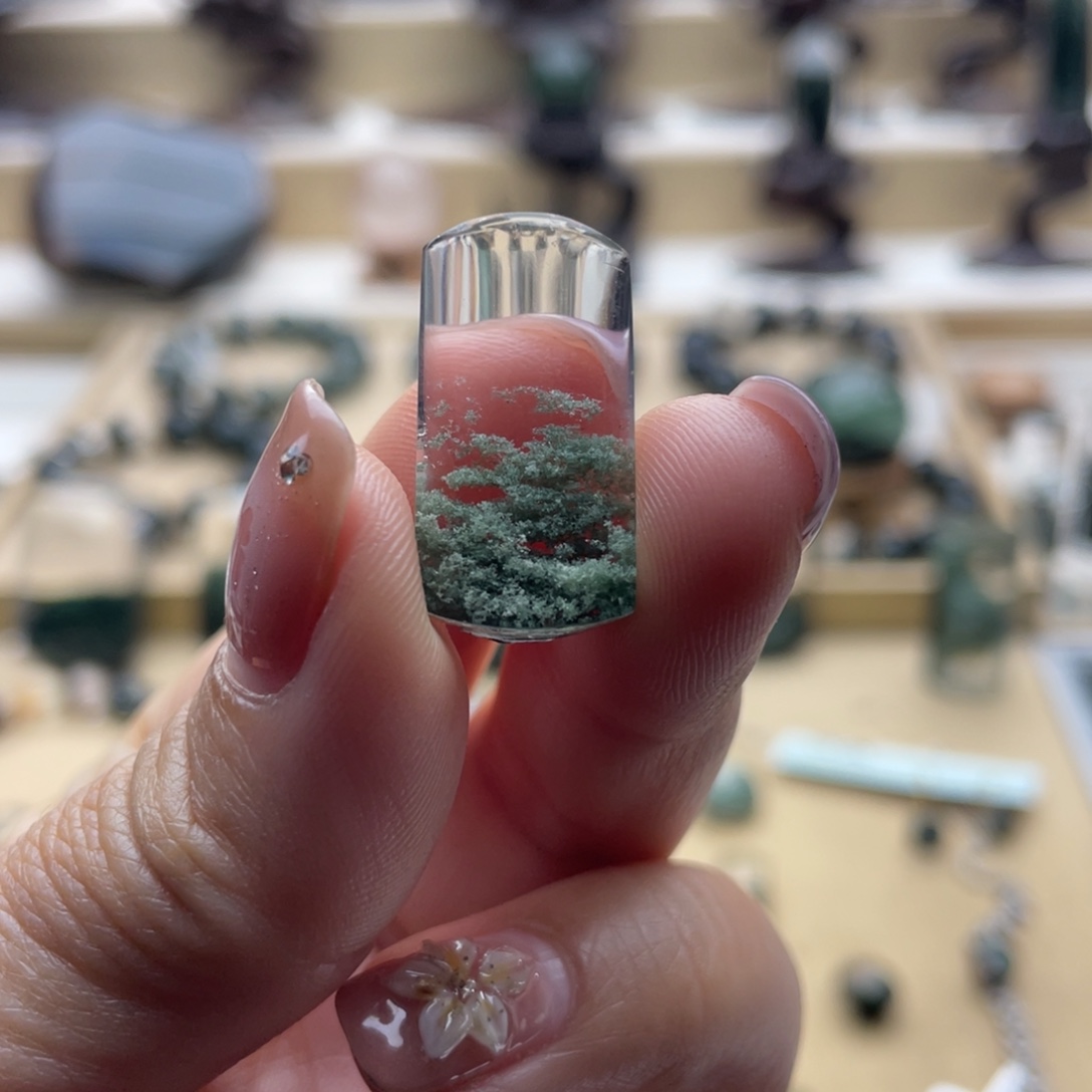 颈饰水晶未镶嵌绿幽灵吊坠定制