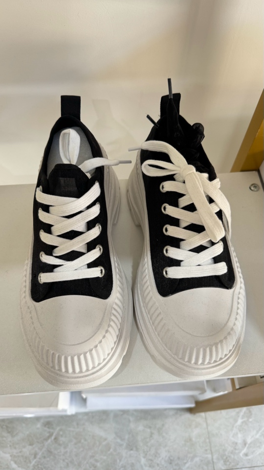 极简风夏季时尚休闲鞋休闲鞋圆头春季溶解鞋厚底鞋子系带