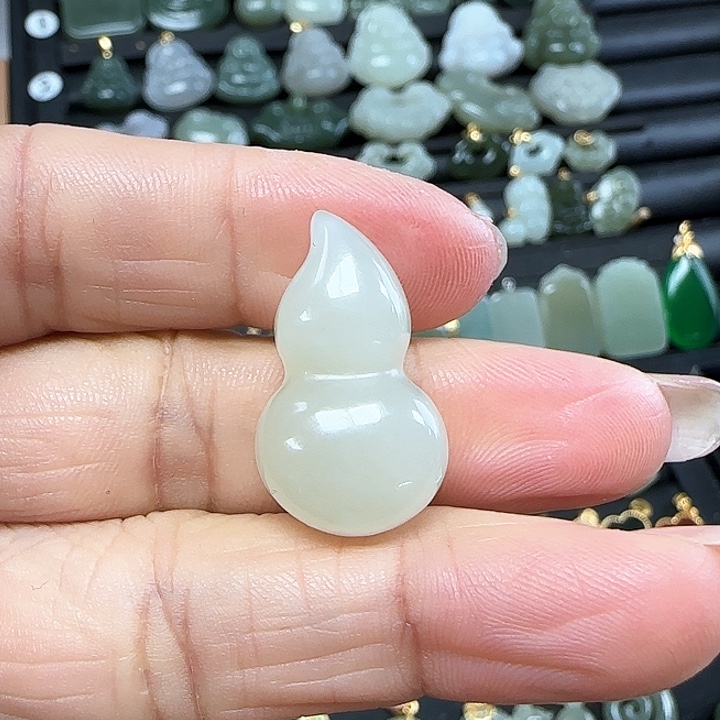 和田玉吊坠(不含链)未镶嵌