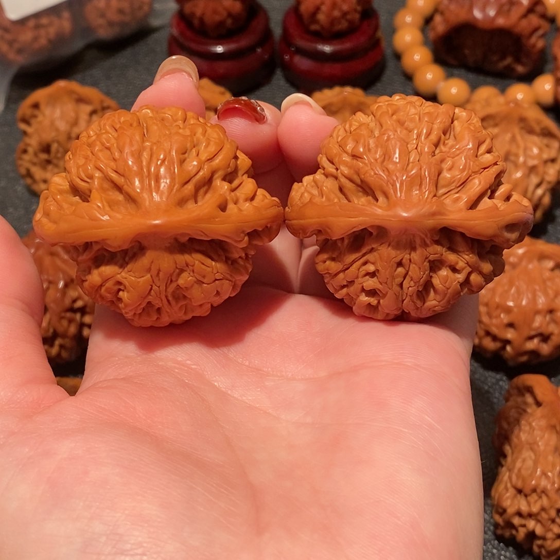 文玩核桃吊坠龙鼎官帽