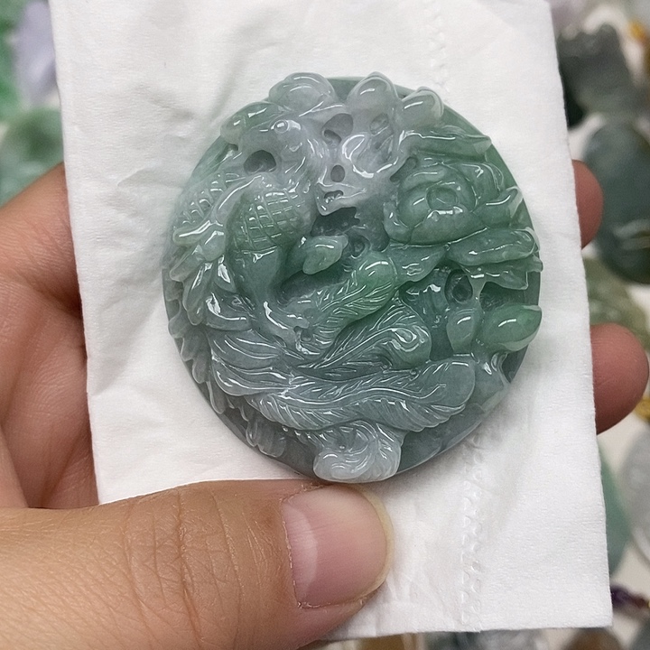 翡翠未镶嵌颈饰22号