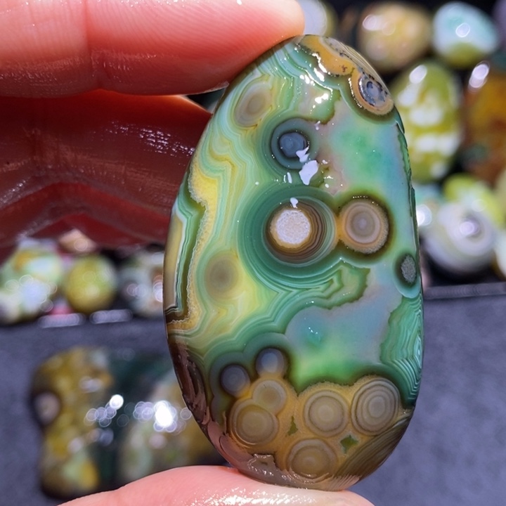 未镶嵌玛瑙/玉髓珠宝奇石