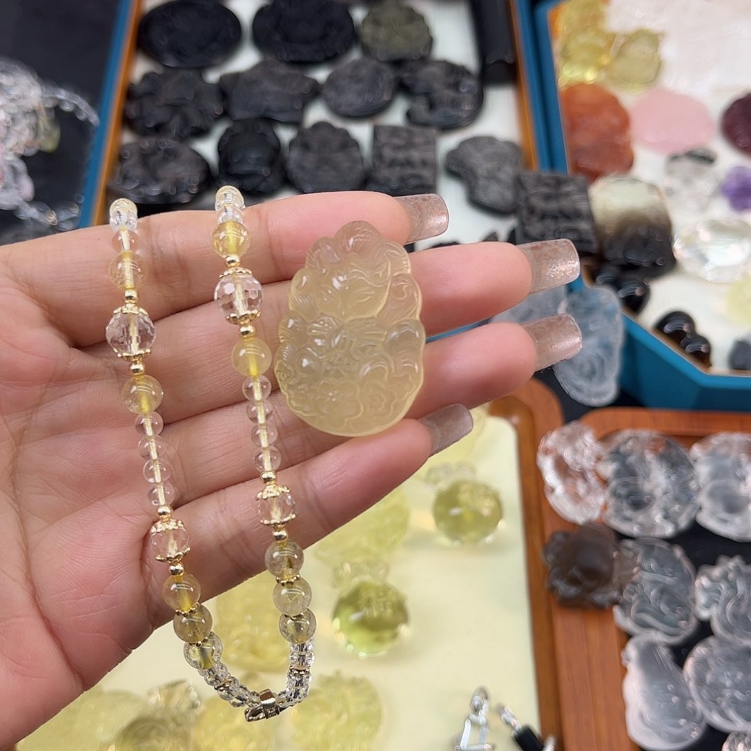 水晶珠宝半成品未镶嵌吱**?44