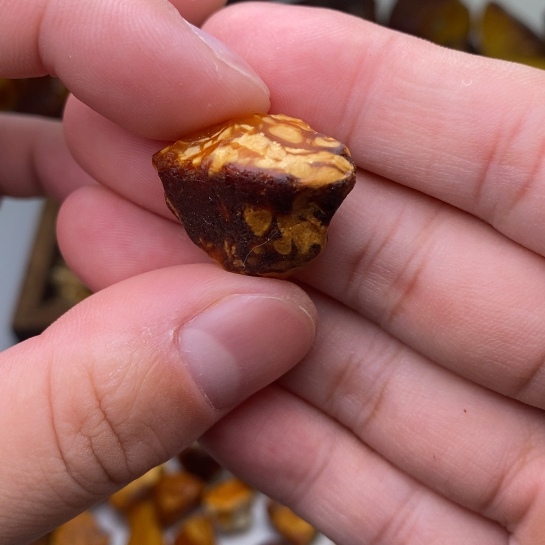 定制琥珀天然蜜蜡