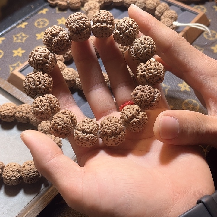 金刚菩提吊坠蜂窝梅花23尺