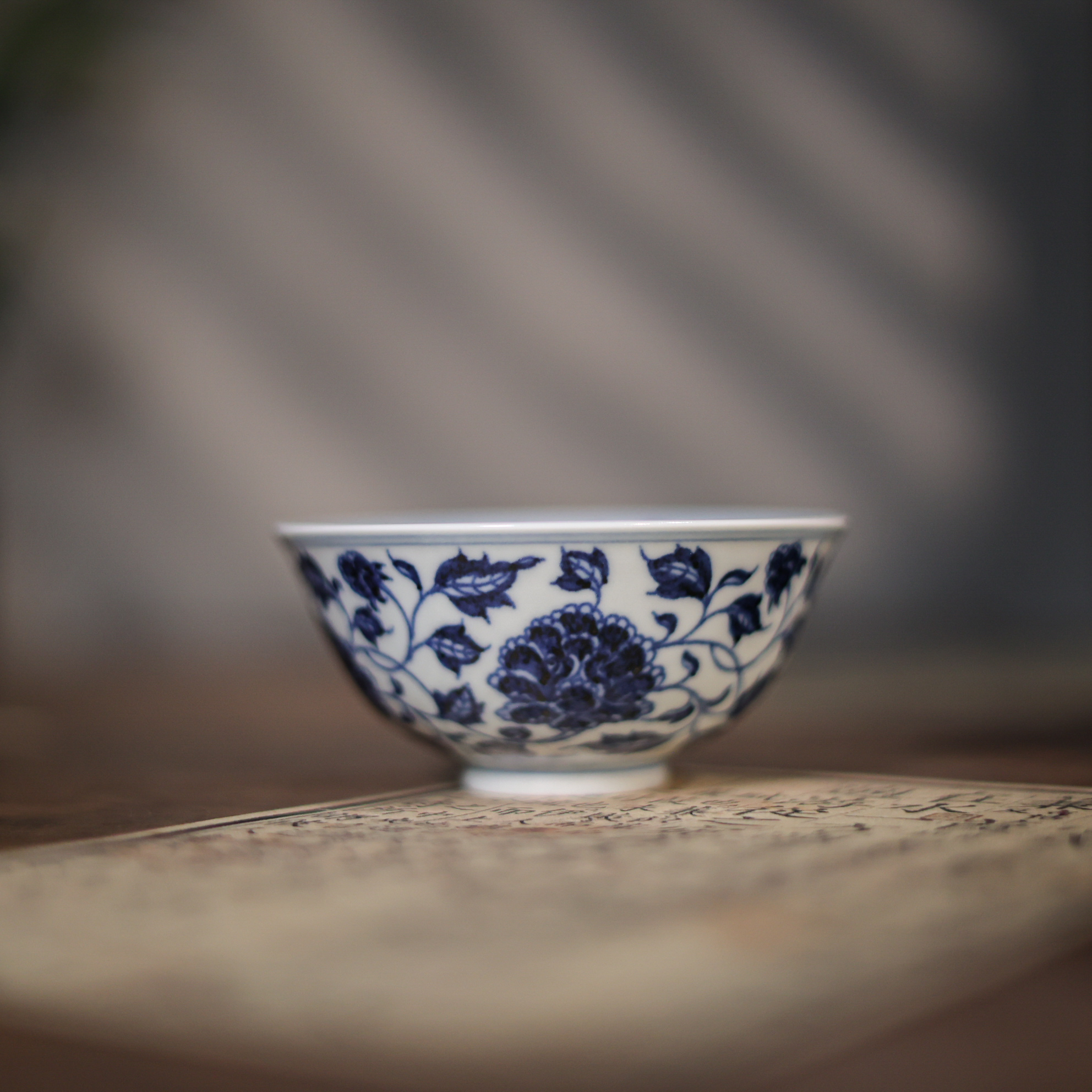 逸古堂-全满牡丹花宫碗100ml（逸古0027）